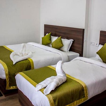 Hotel Shivaji Inn Kaziranga Bagian luar foto