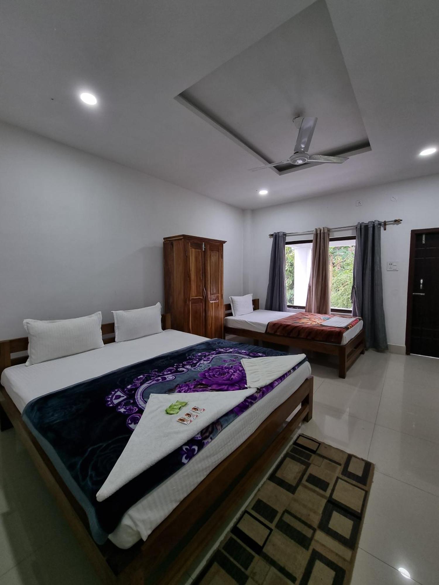 Hotel Shivaji Inn Kaziranga Bagian luar foto