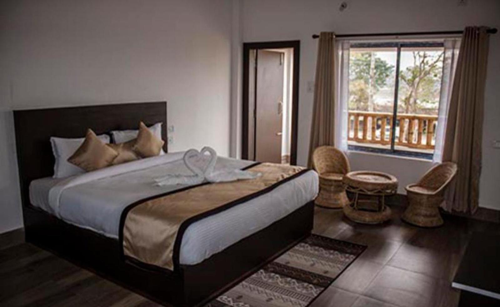 Hotel Shivaji Inn Kaziranga Bagian luar foto