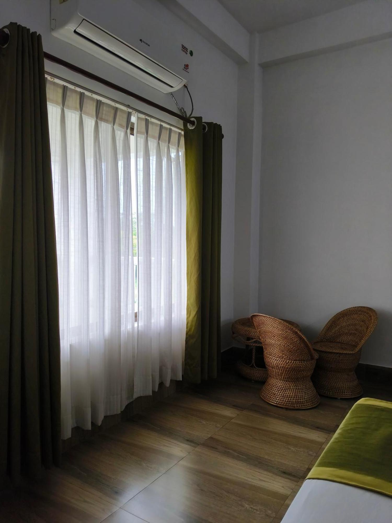 Hotel Shivaji Inn Kaziranga Bagian luar foto